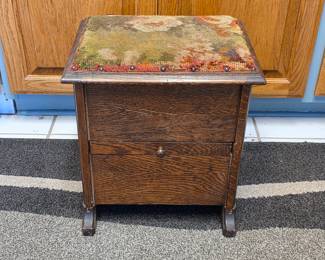 Gorgeous antique tiger oak shoe shine box with brushes and accessories