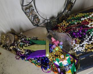 mardi gras beads