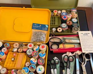 165 FullVintageThreadBoxesShearsandScissors