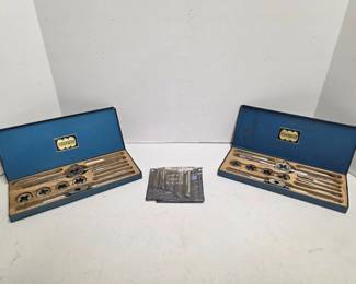 127 3VintageTapDieSets