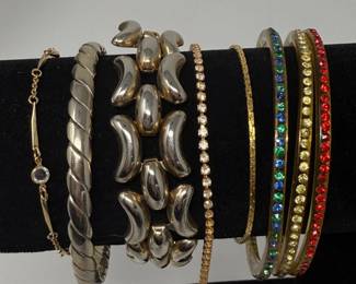 118 8VintageCostumeBracelets