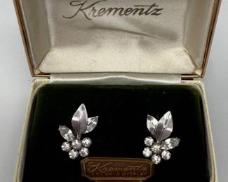 109 1966Krementz14KWhiteGoldOverlayScrewBackEarrings