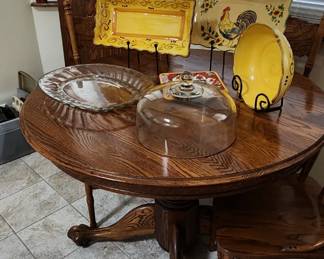 pedestal table and chairs