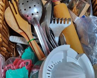 kitchen utensils