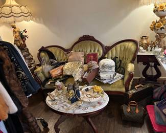 Marble top Victorian style coffee table