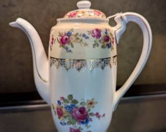 Gold Castle Japan Pink Cream Mini Coffee Pot