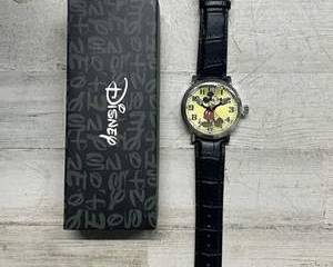 Disney Mickey Mouse Wristwatch w/ Box – Classic Cartoon Dial, Black Leather Strap