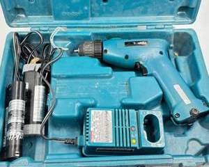 Makita 6172D 7.2V Cordless Drill Driver Kit Charger Batteries Case Vintage