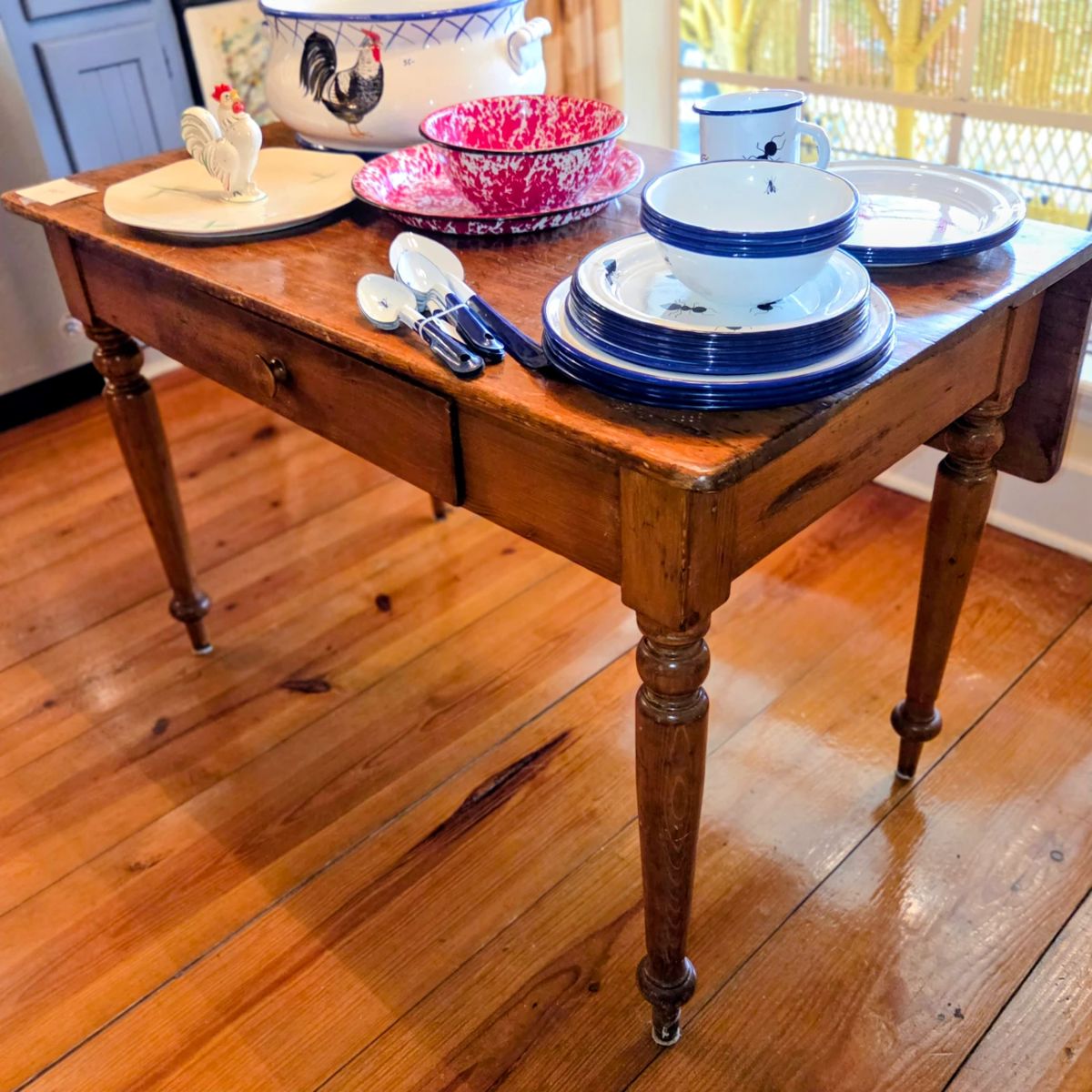 Antique English drop leaf writing table. Primitive single drawer desk.