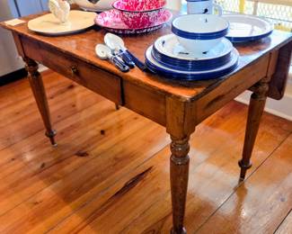 Antique English drop leaf writing table. Primitive single drawer desk.