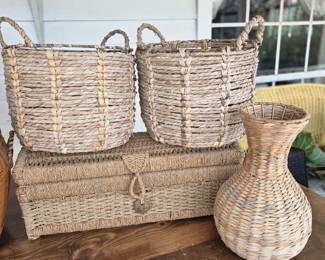 Natural wicker rattan decorative vase (floor vase) planters/storage basket and box