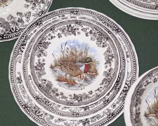 Churchill England Vintage Game Pattern 28 pieces China Dinerware Set 