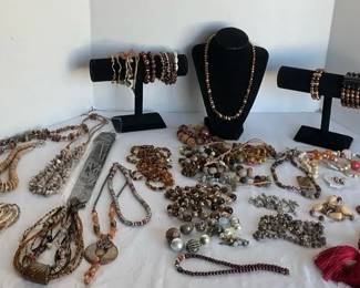 Costume, Jewelry, Brown Tone