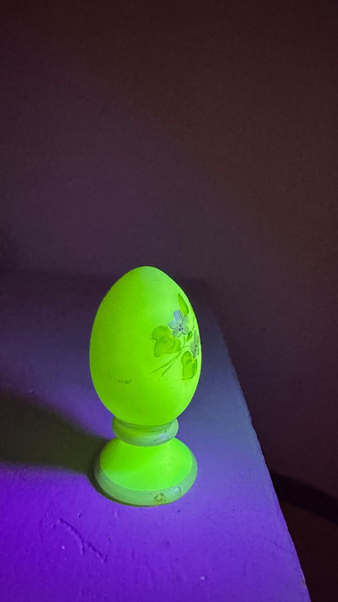 Fenton uranium egg