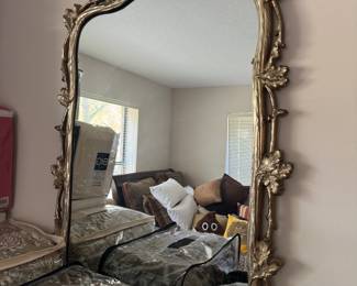 #21B - Mirror holy leaves - resin gilded 