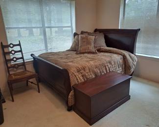 $350 - Grand Designs inlaid Guest room sleigh queen bed & bonus mattress (optional) (trunk not included)