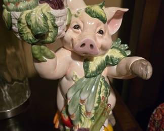 Fitz and Floyd, Perry the Pig