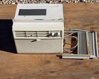 DAEWOO window AC unit
