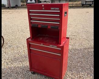 Craftsman roll around upper and lower toolbox