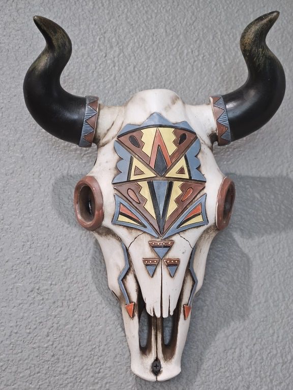 Southwestern Replica Resin Cow Skull w/ Horns