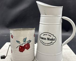 (2) Farmhouse Painted Pitcher & Sifter / Grinder