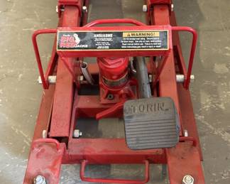 Torin Big Red 1500 Pound Motorcycle Jack