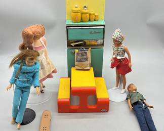 Mid Century Barbie & Barbie Dream Refrigerator +++
