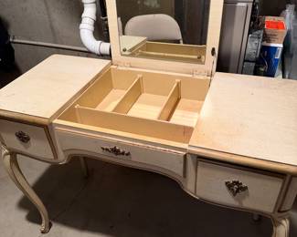 Vintage Vanity with Mirror