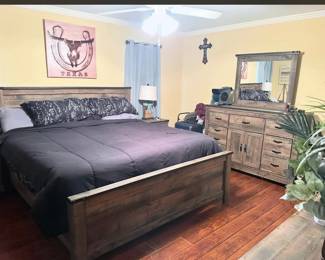 king bed and dresser with mirror plus night stands, gorgeous!