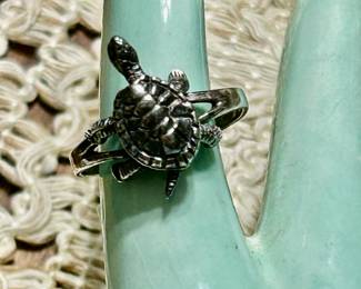 moving turtle sterling ring