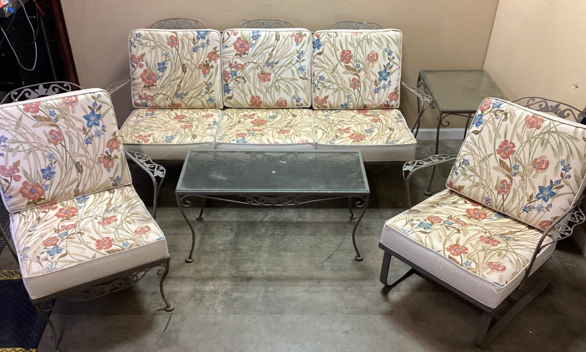 VTG. MEADOWCRAFT STYLE WROUGHT IRON PATIO SET NO SHIPPING PICKUP ONLY