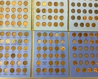 LARGE PENNY COLLECTION FROM 1909 TO 1968 WHEAT PENNIES TO LINCOLN MEMORIAL. GREAT COLLECTORS BOOKS AND JAR OF WHEAT PENNIES