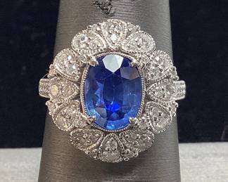 14KT WHITE GOLD SAPPHIRE & DIAMOND RING, SIZE 7, G.I.A. CERTIFIED SRI LANKA HEATED SAPPHIRE, 1.82ct SAPPHIRE, 0.76cts DIAMONDS, 4.8g TOTAL WEIGHT, GGA APPRAISAL $15,390.00