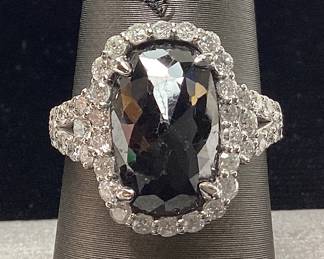 PLATINUM FANCY BLACK & COLORLESS DIAMOND RING, SIZE 7, 4.24ct FANCY BLACK DIAMOND, 1.00cts COLORLESS DIAMONDS, 6.5g TOTAL WEIGHT, GGA APPRAISAL $7,820.00