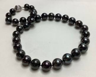 TAHITIAN PEARL NECKLACE w 14KT WHITE GOLD CLASP, 18in L, G.I.A. CERTIFIED, 83.3g TOTAL WEIGHT, AIGL APPRAISAL $9,800.00