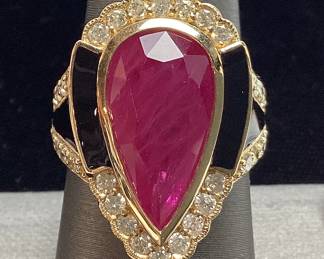 18KT YELLOW GOLD RUBY & DIAMOND RING, SIZE 7.5, G.I.A. CERTIFIED HEATED RUBY, 7.55ct RUBY, 0.97cts DIAMONDS, 12g TOTAL WEIGHT, GGA APPRAISAL $20,760.00
