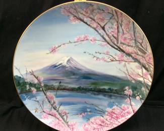 NORITAKE JAPANESE HAND PAINTED MT. FUGI & CHERRY BLOSSOMS DECORATIVE PLATE