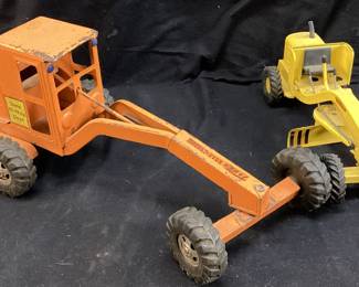 (2) 1960s TONKA PRESSED STEEL STATE HI-WAY DEPT ROAD GRADER & YELLOW CONSTRUCTION ROAD GRADER