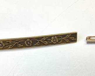 2) 14K GOLD VINTAGE BAR PIN BROOCHES 2- 14K GOLD VINTAGE BAR PIN BROOCHES 7.64 TOTAL GRAMS