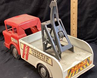 1960s LOUIS MARX & CO PRESSED STEEL POWERHOUSE TURNPIKE WRECKER SERVICE TOY TOW TRUCK