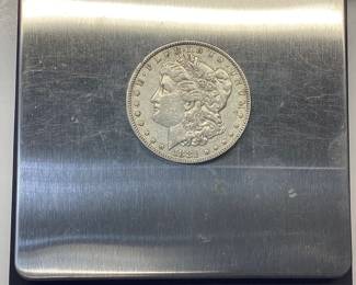 1881 MORGAN SILVER DOLLAR Philadelphia mint