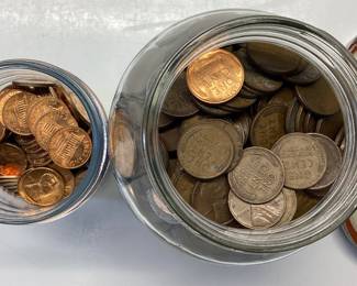 LRG. LINCOLN WHEAT PENNY AND MEMORIAL LOT WONDERFUL COLLECTION OF WHEAT PENNYS INCLUDING 1943 STEEL, ALSO INCLUDES SMALL COLLECTION OF LINCOLN MEMORIAL. THIS LOT HAS BEEN LEFT ALONE WITHOUT RESEARCH. TWO ROLLS OF WHEATS AND MEMORIAL WERE OPENED TO PLACE IN JARS AND SEEMED TO BE UNCIRCULATED. THE LARGE QUART MASON JARS CONTAINS THE WHEAT COLLECTION. THIS LOT COULD HOLD KEY COINS TO SOMEONES COLLECTION.