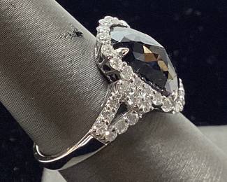 PLATINUM FANCY BLACK & COLORLESS DIAMOND RING, SIZE 7, 4.24ct FANCY BLACK DIAMOND, 1.00cts COLORLESS DIAMONDS, 6.5g TOTAL WEIGHT, GGA APPRAISAL $7,820.00