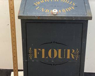 VTG. HOOVER MILLS FLOUR BIN NO SHIPPING PICKUP ONLY