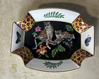 Leopard servingware
