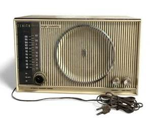 Zennith Tube Radio