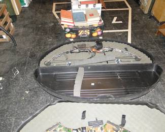 Compound bow and case