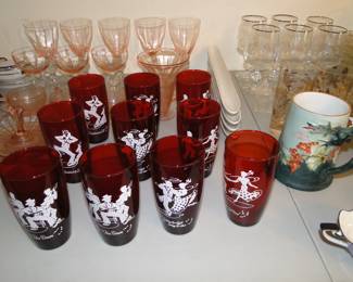 Square dancing drinking glasses