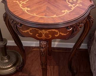 Vintage 1930's French Carved Walnut Side Table Floral Inlay w Cabriole Legs