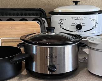 Crock-Pot, Nesco 6qt. Roaster Oven, Rival Crockpot, Bakeware